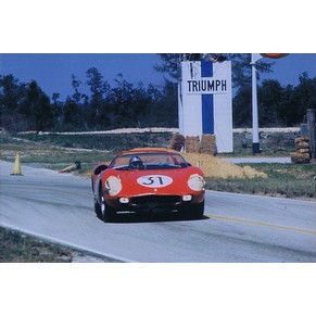 Photo 1963 Ferrari 250 P n°31 Willy Mairesse + Nino Vaccarella + Lorenzo Bandini / Scuderia Ferrari / Sebring 12 hours (Usa)