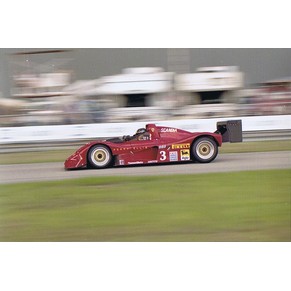 Photo 1995 Ferrari 333 SP n°3 Andy Evans + Fermin Velez + Eric van de Poele / Scandia / Sebring 12 hours (Usa)