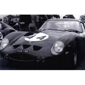 Photo 1962 Ferrari 250 GTO n�44 John Surtees / Endeavour/Maranello Concessionaires / 2000 Guinea