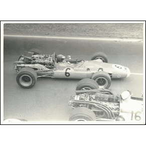 Period photo 1968 Matra / Jean-Pierre Beltoise / MS12 / Rouen le
